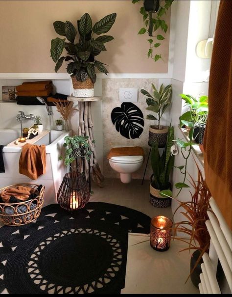 Boho Goth Bathroom Ideas, Dark Bohemian Decor Bedroom, Boho Small Home Decor, Boho Luxe Bathroom, Boho Witchy Bathroom, Bathroom Decor Inspiration Bohemian, Dark Boho Bathroom Decor, Boho Dark Bathroom, Boho Maximalist Bathroom