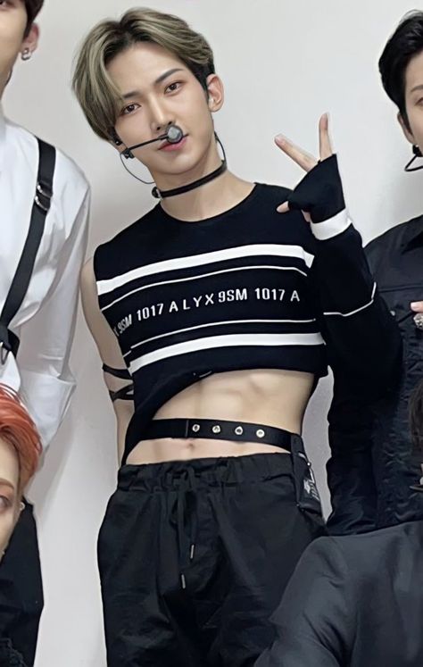 Kpop Crop Top, Top Kpop, Kang Yeo-sang, Concert Fits, Woo Young, Kim Hongjoong, Pop Bands, Kpop Outfits, Stage Outfits