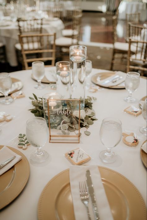 Gold Table Accents Wedding, Gold Accent Wedding Table Setting, Rustic Gold Table Setting, Ivory And Gold Table Setting Wedding, Simple Gold Wedding Table Decor, Gold Table Signs Wedding, Gold Table Settings Wedding, Wedding Plate Setting Gold, Fall Wedding Gold Accents