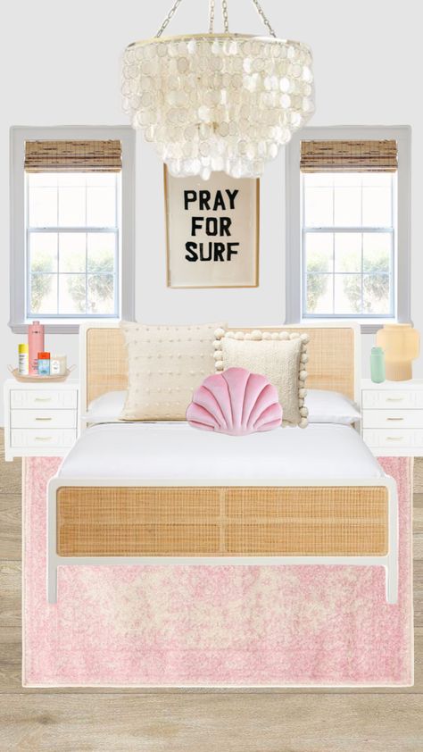 Beachy Room Aesthetic Preppy, Preppy Beachy Room Ideas, Shuffle Bedroom, Preppy Wallpaper For Room, Costal Bedroom Aesthetic, Pink Beachy Room, Preppy Beachy Room, Preppy Beach Room, Room Inspo Preppy