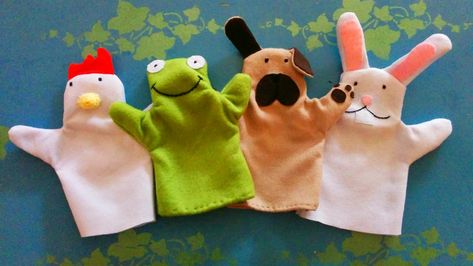 Tutoriel pour fabriquer des marionnettes d'animaux en feutrine pour les petits enfants. DIY simple à coudre ou juste à coller. 52 Week Challenge, Diy Simple, Shadow Puppets, Diy Hacks, Quiet Book, Puppets, Dinosaur Stuffed Animal, Origami, Kids Room