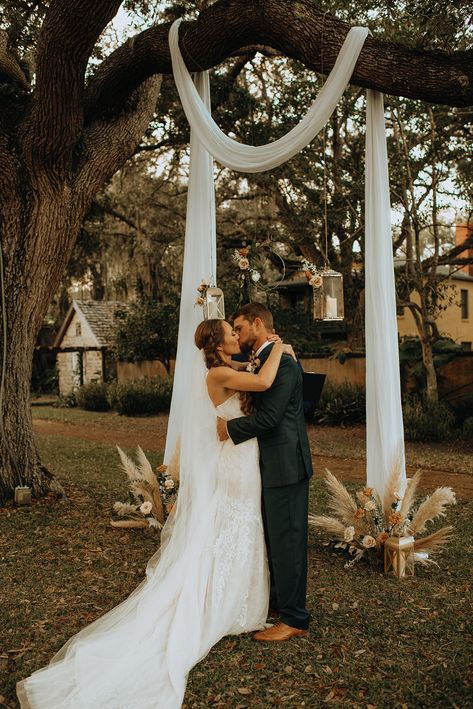 St Augustine Florida Wedding, St Augustine Elopement, Medieval Wedding Theme, Airbnb Wedding, Field Wedding, Medieval Wedding, Micro Weddings, Florida Wedding Venues, St Augustine Florida