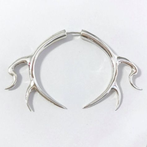 Unique Septum Jewelry, Unique Septum, Funky Rings, Septum Jewelry, Jewelry Tattoo, Nose Jewelry, Jewelry Boards, Body Piercings, Pattern Tattoo