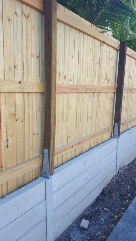 Retaining Wall Ideas With Fence, Retaining Wall And Fence Ideas, Fence With Retaining Wall, Timber Fence Ideas, Retaining Wall With Fence On Top, Fence On Wall, Fence On Retaining Wall, Retaining Wall And Fence, Retaining Wall With Fence