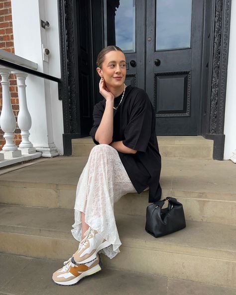 White lace skirt outfit