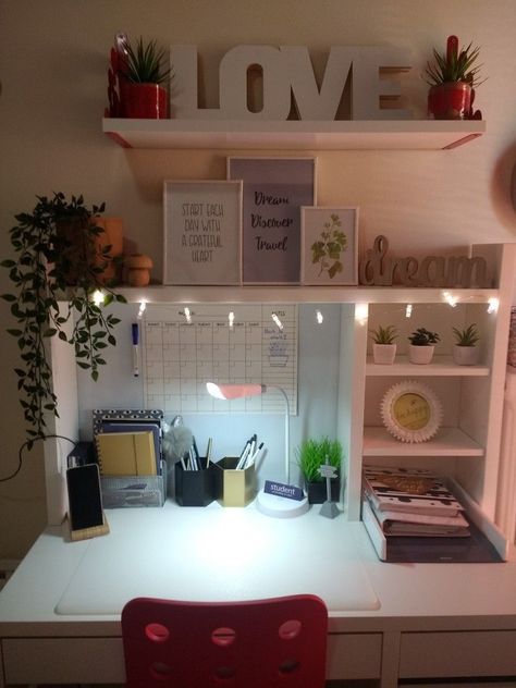 Micke IKEA desk decor for teenager girl #cozybedroom Teenage Girl Bedrooms cozybedroom Decor desk Girl IKEA Micke Teenager #for teenagers Ikea Desk Decor, Micke Ikea Desk, Ikea Micke, Bilik Idaman, Girl Desk, Study Desk Decor, Ikea Desk