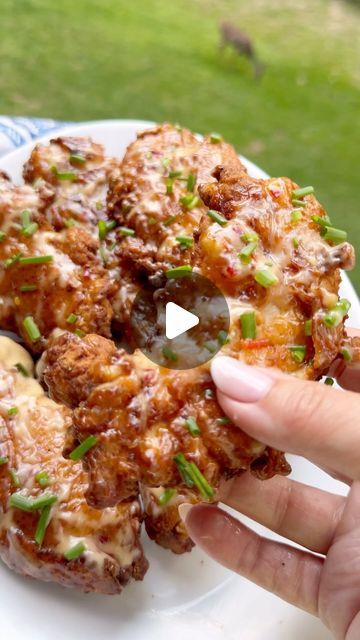 💜 Tara “T” Ippolito on Instagram: "Comment “link” & I’ll DM you the full recipe for these Bang Bang Chicken Tenders. You can also copy the link below or Google Al Dente Diva Bang Bang Chicken Tenders & the recipe will pop right up.  . https://aldentediva.com/2024/09/10/bang-bang-chicken-tenders/ . #bangbangchicken #chickentenders #easyrecipes #recipeshare #chickenrecipe #dinnerideas" Amish Pasta, Bang Bang Chicken, Chinese Recipes, Sweet Chili Sauce, Chicken Dishes Recipes, Sweet Chili, Pasta Salad Recipes, Pinterest Recipes, Chicken Tenders