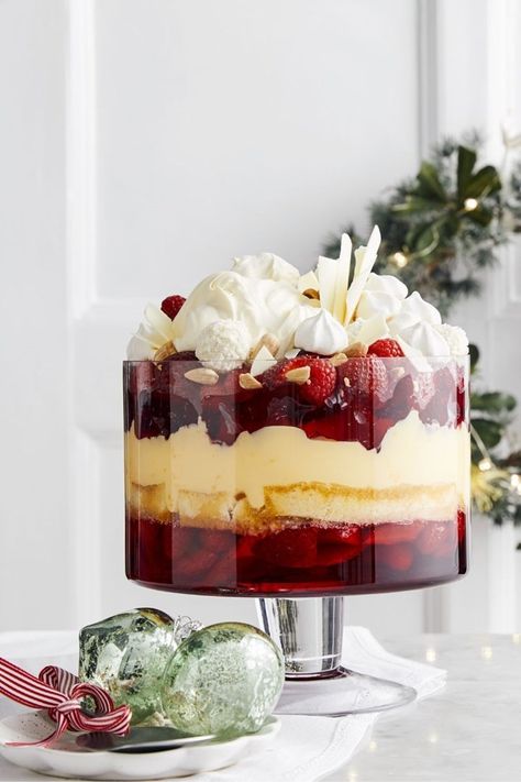 14 Trifle Recipes: A Classic Christmas Dessert | Better Homes and Gardens Cranberry Trifle, Orange Trifle, Christmas Trifle Recipes, Trifle Recipes Easy, Easy Trifle, Christmas Trifle, Trifle Recipes, Homemade Custard, Sugared Cranberries