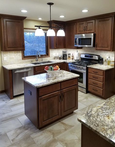 Flooring For Brown Cabinets, Brown And Tan Kitchen Ideas, Medium Brown Cabinets White Counter, Small Kitchen Ideas Brown Cabinets, Kitchen Backsplash With Brown Cabinets, Small Brown Kitchen, Kitchen Interior Brown, Kitchen Ideas Brown Cabinets, Kitchen Cabinet Brown