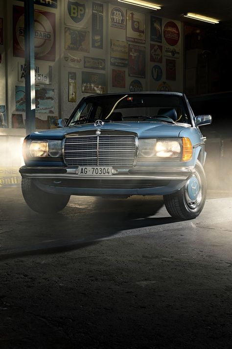 Classic Mercedes Wallpaper, Mercedes All Models, Mercedes Benz W123 Wallpaper, Old Mercedes Benz Wallpaper, W123 Mercedes, Classic Benz, Mercedes 123, Classic Mercedes Benz, Mercedes Benz W123