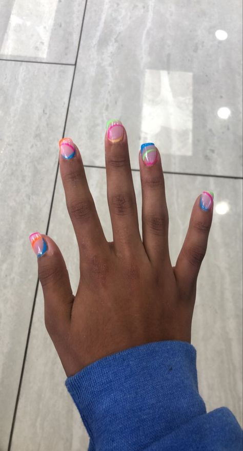 Preppy Short Nail Designs, Short Summer Nails 2023 Gel, Fun Summer Nails Acrylic Short, Kids Acrylic Nails Short Ideas, Nails For The Bahamas, Gel Nail Designs For School, Preppy Short Nails, Really Short Acrylic Nails, Really Short Nail Designs