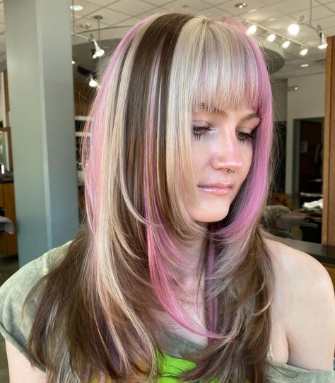 Coquette Hair Dye Ideas, Hair Dye Inspo Colorful, Cool Toned Skin Hair Color Ideas, Curly Neopolitan Hair, Pink Brown Blonde Hair, Neopolitan Hair Curly, Neapolitan Hair Curly, Brown Blonde Pink Hair, Neapolitan Ice Cream Hair