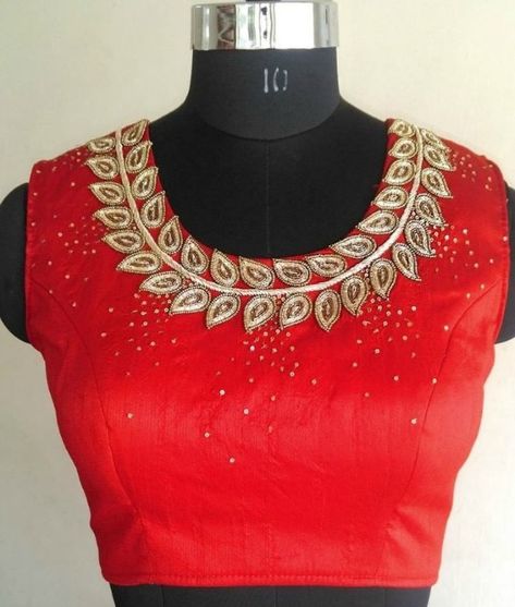 Blouse Designs With Embroidery, Simple Thread Work Blouse, Simple Thread Work, Thread Work Blouse, Jewel Neck Blouse, Work Blouse Designs, Blouse Images, Maggam Work Blouse, Best Blouse Designs