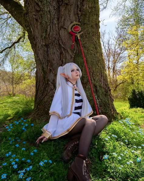 Happy People Pictures, Cosplay Photoshoot Ideas, Madoka Cosplay, Cosplay Poses, Cosplay Photoshoot, Elf Cosplay, Cosplay Photography, Cosplay Pictures, I Love Love