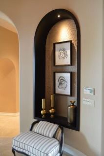 Wall Niche Styling, Arched Niche Decor, Art Niche Decorating Ideas, Decorating A Niche In A Wall, Wall Niche Decor Ideas, Wall Niches Ideas, Arched Wall Niche, Niche Decor Ideas, Niche Decorating Ideas