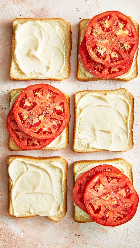 Tomato Sandwiches Recipes, Tomato And Mayo Sandwich, Tomato Mayo Sandwich, Toasted Tomato Sandwich, Tomato Sandwich Southern, Healthy Toasted Sandwich Recipes, Grilled Tomato Sandwich, Heirloom Tomato Sandwich, Cucumber Tomato Sandwich