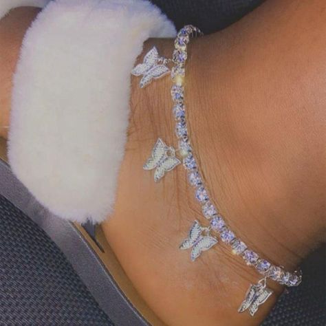 Item No.NHPF327801 Wholesale prices start at only US$0.58 online, no MOQ required. Nihaojewelry is a professional fashion jewelry supplier.We offer more than 100,000 designs trendy jewelries and fast delivery world wide. Rhinestone Anklet, Summertime Vibes, Butterfly Anklet, Foot Chain, Fashion Butterfly, Beach Anklets, Women Anklets, Tennis Chain, Ankle Chain