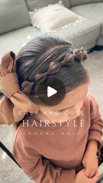 Yohana Hall on Instagram: "One of my favorite 5 minute hairstyles , cute, easy, and fast!   #5minutehair #5minutehairstyle #cutehairstyles #cutehair #easyhairstyles #summerhair #summerhairstyles #girlmom #hairtutorial #hairideas #hairinspo" Hair Styles For Preschoolers, Hairstyles For Family Pictures Daughters, Kindergarten Picture Day Hairstyles, Easy Hairstyles For Kids For School, Easy Hairstyles For Picture Day For Kids, Fun Buns Hairstyles For Kids, Kids Hairstyles For Picture Day, Quick Easy Toddler Hairstyles, Cute Picture Day Hair