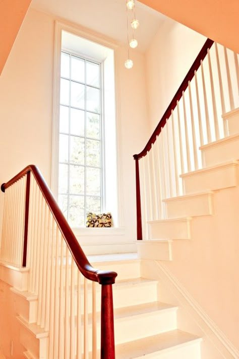 Staircase Windows, U Shaped Stairs, Staircase Window, Foyer With Stairs, Farmhouse Staircase, Staircase Styles, White Staircase, Stairs Window, White Stairs