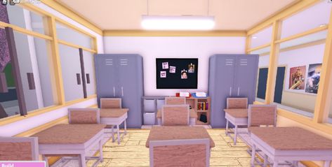 Bloxburg Mini School Layout, College Layout Bloxburg, Bloxburg School Gym Ideas, Bloxburg School Inspiration, Bloxburg School Layouts With Dorms Small Plot, Bloxburg Dorm Room Ideas, Day Care Bloxburg, Bloxburg School Room Ideas, Bloxburg School Classroom Ideas