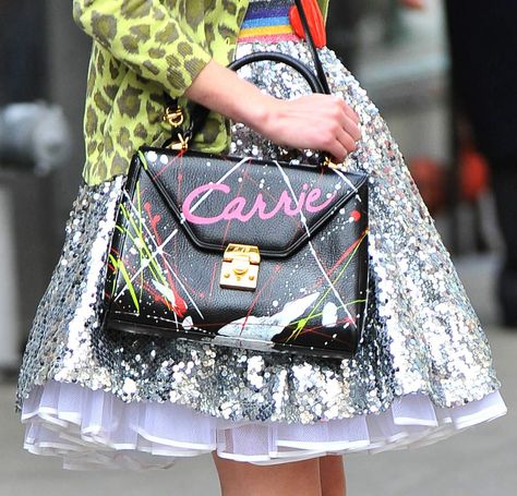 The Carrie Diaries Handbag The Carrie Diaries, Boxy Bags, Annasophia Robb, Teenage Love, Day Countdown, Meme Design, Carrie Bradshaw, Soft Grunge, Girl Gang