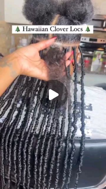 Braiders directory 🇳🇬🇺🇲🇬🇧🇨🇦 on Instagram: "You're familiar with this Faux locs method?? Blessed are the stylists who show us how it's done🙏🙏🔥🔥_______👉Follow, @braidersdirectory for exciting hairstyles and hairstylists 📩DM FOR DIFFERENT PROMO/ADS PACKAGES AVAILABLE 👉Check out my highlights, stories, and link in bio for available stylists and special deals going on ______________________ ✂️Feature: @vbweavin 📍: #byramms DM 👆 FOR THIS STYLE ______________________ CHECK OUT AND FOLLOW 👇 ✂️ @whathairdaily for dopest🔥 wigs and weaves styling tutorials daily 💅 @nailstalkdaily for dopest🔥 nail arts tutorials and fashion ______________________ IGNORE #braids #braidstyles #hair #naturalhairstyles #crochetbraids  #knotlessbraids #distressedlocs #boxbraids   #softlocs #butterflylo Protection Styles For Natural Hair, Yarn Locs Hairstyles Faux Dreads, Softlocs Hairstyle Styles, How To Fix Crochet Faux Locs, Honey Blond Faux Locs, Braids That Look Like Dreads, Goddess Soft Locs With Color, Soft Locs With Bow, Crochet Locks Hair Faux Locs Short