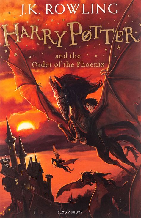 Harry Potter And The Order Of The Phoenix Harry Potter Book Order, Ron Y Hermione, Harry Potter Order, Phoenix Harry Potter, Harry Potter Book Covers, Harry Potter 5, Jacket Designs, Rowling Harry Potter, Best Book Covers