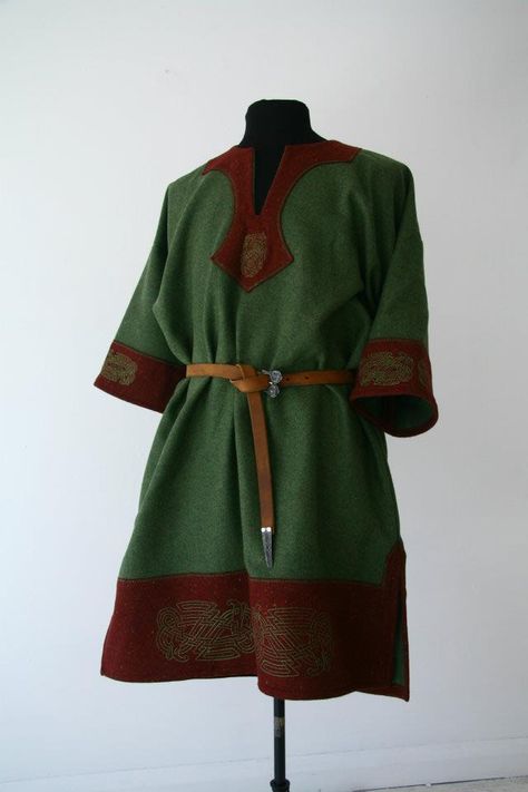 tunic Norway Clothes, Norse Clothing, Mens Garb, Medieval Tunic, Viking Tunic, Viking Garb, Sca Garb, Medieval Garb, Medieval Clothes