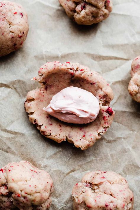 Cinnamon Heart Cookies, Reese Cup Stuffed Cookies, Raspberry Meltaway Cookies, Raspberry Cheesecake Filling, Blackberry Cheesecake Cookies, Raspberry Pistachio Cookies, Raspberry Butter Cookies, Dark Chocolate Raspberry Cookies, Buttercream Stuffed Cookies