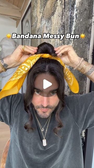 Matt Newman | #summerhair vibes☀️ so easy & so cute ☀️#hairideas #messybun #hairstyleoftheday #bandana ☀️ could u recreate this look?!🤔 | Instagram What To Wear With A Bandana, Hairstyles Using A Bandana, Ponytail Bandana Hairstyles, Buns With Bandanas, Bandana Tied In Hair, Bandana Hair Tie, Bandana Messy Buns, Cute Ways To Style A Bandana, Womens Bandana Hairstyles