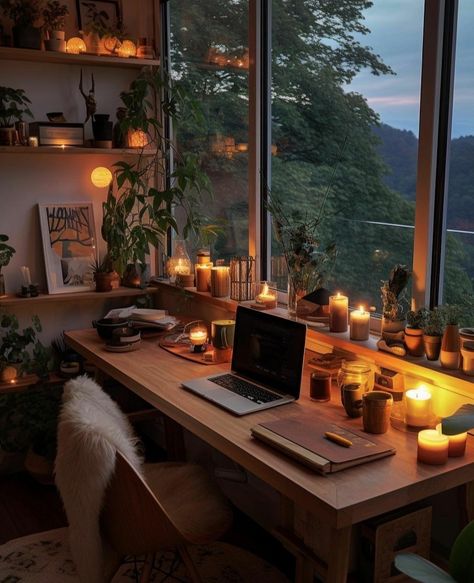 Work Desks, 20 Aesthetic, Cozy Desk, Cozy Home Office, Workspace Inspiration, Apartment Decor Inspiration, Home Office Setup, Home Office Space, Dream House Interior