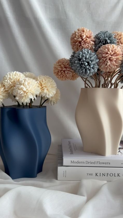 guma.designs | 3D printed homedecor (@guma.designs) • Instagram-Fotos und -Videos Aesthetic Interior, 3d Printed Objects, Vase Arrangements, June 17, 3d Print, 3d Printed, Interior Styling, Home Accessories, Flower Arrangements