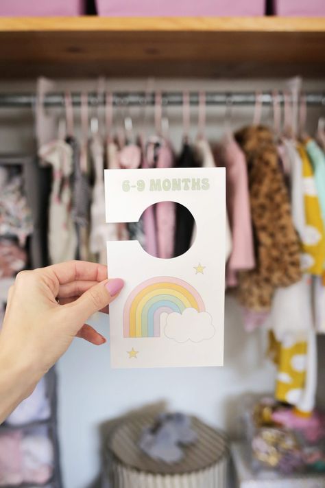 Nursery Closet Dividers (Free Printable!) – A Beautiful Mess Diy Wooden Shelves, More Organized Life, Cute Summer Rompers, Nursery Closet Dividers, Baby Bank, Baby Closet Dividers, Baby Llama, Spirit Store, Closet Dividers