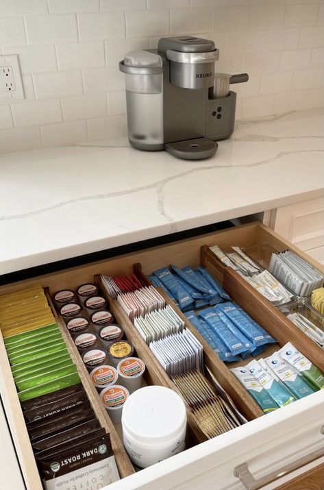 Tea Drawer, House Organisation, Kitchen Organisation, Future Apartment Decor, Aesthetic Kitchen, The Home Edit, Apartment Essentials, Kitchen Cabinet Organization, Home Organisation