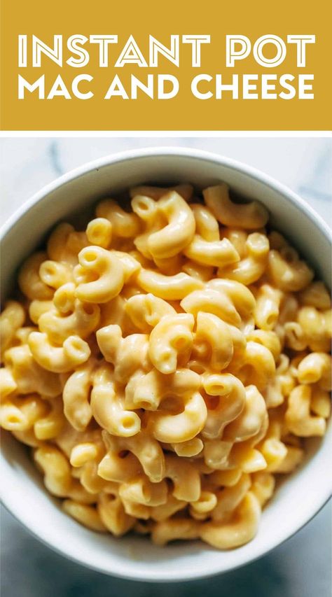 Instant Pot Mac and Cheese - made with 5 real food ingredients. This is SO MUCH BETTER than any mac and cheese I've ever had! #vegetarian #pasta #easyrecipe Makaroni Keju, Instant Pot Mac And Cheese, Pot Mac And Cheese, Easy Mac And Cheese, Easy Instant Pot Recipes, Instant Pot Dinner Recipes, Food Ingredients, Easy Pasta Recipes, Instapot Recipes