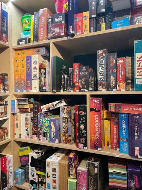 Tabletop Games Aesthetic, Game Shop Aesthetic, Cards Game Aesthetic, Game Nights With Friends Aesthetic, Boardgame Night Aesthetic, Game Night Aesthetic Friends, Playing Board Games Aesthetic, Board Game Night Aesthetic, Card Games Aesthetic