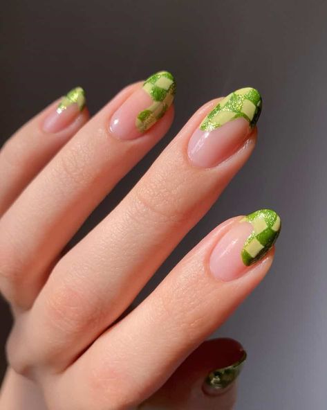 Looking for green nails? Check out this list of gorgeous green French tip nails to inspire you. There’s a variety of green French tips including acrylic, almond, short, coffin, long, with gold and other designs, and so much more. You’ll love the aesthetic of these chic green trendy nails! Olive Green French Tip, Olive Green French Tip Nails, Green Trendy Nails, Green French Tip Nails, Green French Tips, Sage Green Dark, Green French Tip, Classic Nail Designs, Sophisticated Manicure