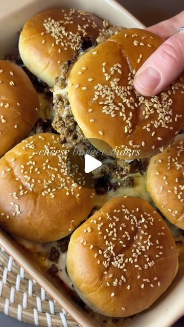 Petya Marinova on Instagram: "Cheeseburger sliders 🍔 

Hit save 📌 for your next lunch or dinner, follow @recipe_road for more recipes like this 

Recipe (makes 6 sliders) 
500g beef mince (5% fat) 
2 onions - one thinly sliced and the other one thinly chopped 
Butter and olive oil 
1 tsp garlic powder 
1 tsp onion powder 
1 tsp black pepper 
1 tsp sweet paprika 
Salt 
Any dinner rolls, pre sliced 
100ml vegetable stock (made up) 
6 cheese slices 
Grated cheese for topping 
Ketchup 
Mayonnaise 
Handful of gherkins, thinly chopped 
1 tsp dry dill 
Butter + sesame seeds for brushing the dinner rolls 

Method 
In a pan add butter, once is melted add the sliced onion, sauté until caramelised, remove from the pan and set aside. In the same pan add some olive oil, and the chopped onion, sauté f Savoury Minced Meat, How To Make Your Own Minced Garlic, How To Freeze Minced Garlic, Savoury Mince Recipe, How To Mince Garlic, Dill Butter, Sliced Onion, Cheeseburger Sliders, Sweet Paprika