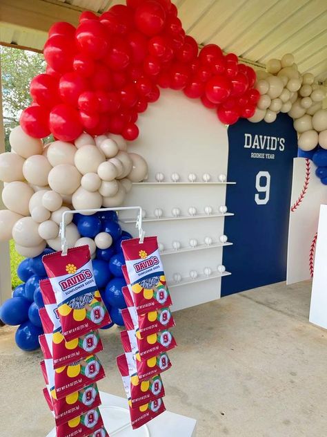 40th Birthday Baseball Theme, Baseball Party Balloons, Baseball Party Backdrop, Baseball Backdrop, Sandlot Birthday, Dodgers Birthday Party, Baseball Birthday Party Ideas, Baseball Theme Birthday Party, Baseball Party Decorations