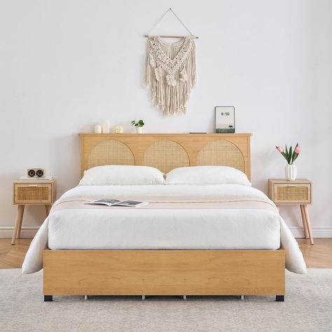 King bed styling