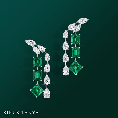 David Morris, Diamond Chandelier Earrings, High Jewellery, Diamond Drop Earrings, Emerald Earrings, Emerald Jewelry, Van Cleef, Fine Jewellery Earrings, Pink Diamond