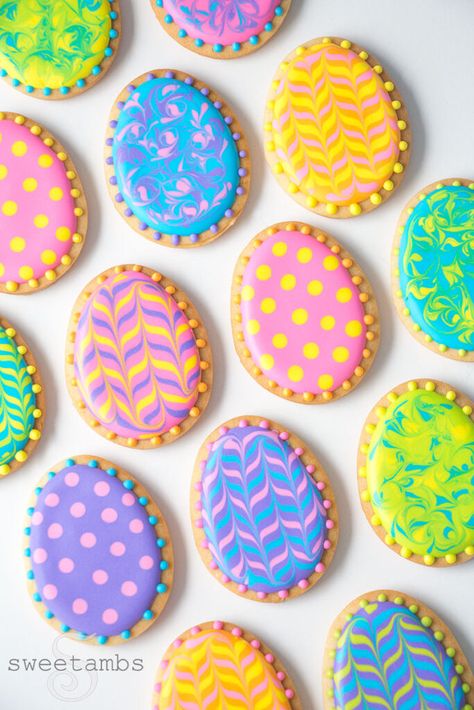 Wet On Wet Royal Icing, Easter Egg Cookies Decorated, Easy Easter Cookies, Easter Sugar Cookies Decorated, Easter Egg Sugar Cookies, Flooding Cookies, Easter Egg Cookies, Easter Bunny Cookies, Royal Iced Cookies