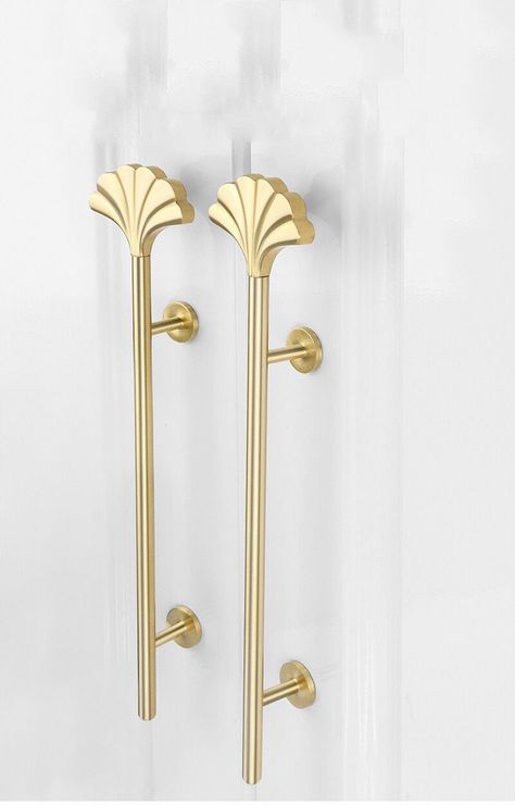 Art Deco Wardrobe Doors, Art Deco Door Knobs, Art Deco Handles, Art Nouveau Furniture Modern, Art Deco Drawer Pulls, Long Handles For Wardrobe, Bedroom Wardrobe Handles, Gold Wardrobe Handles, Modern Art Deco Bathroom