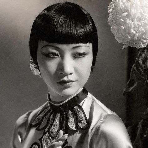 The True Story of Anna May Wong From 'Hollywood' Shanghai Express, Oud Hollywood, Anna May Wong, Jean Renoir, Anna May, Vintage Hollywood Glamour, Mary Pickford, Fritz Lang, Louise Brooks