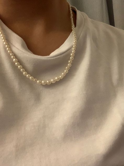 The White, Pearl Necklace, White