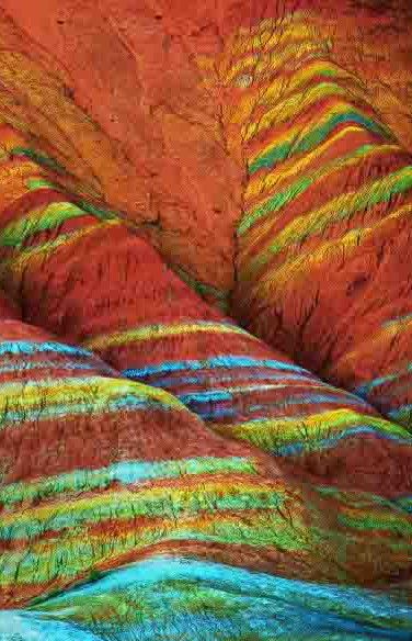 Rainbow Mountains China, Zhangye Danxia Landform, Danxia Landform, Zhangye Danxia, Natural Layers, Structure Of The Earth, China Aesthetic, Rainbow Mountains, You Are Stronger