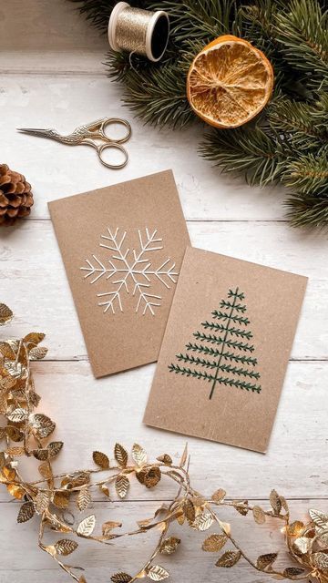 Adornos Navidad Diy, Simple Christmas Cards, Embroidery Cards, Stitching Cards, Christmas Card Art, Homemade Christmas Cards, Christmas Card Crafts, Diy Christmas Cards, Christmas Gift Baskets