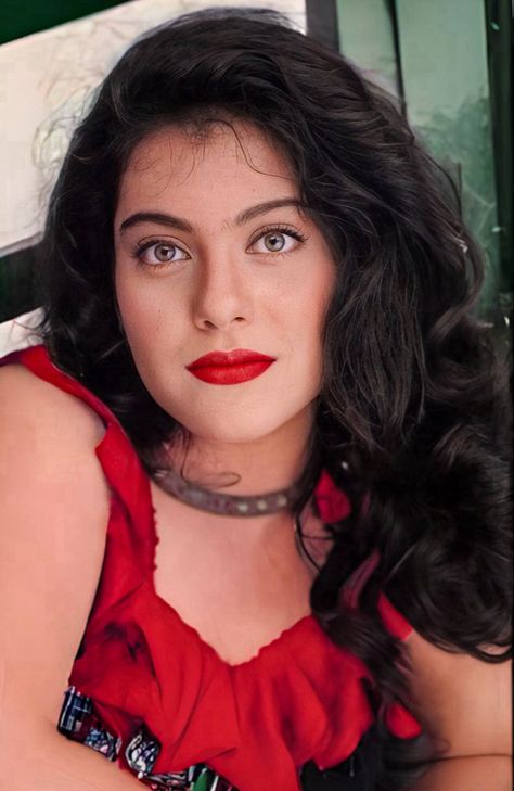 #kajol Kajol Image, Kajol Bollywood, Marathi Mulgi, 90s Bollywood Actress, Kajol Devgan, Rani Mukherjee, Indian Actors, 90s Bollywood, Actress Images