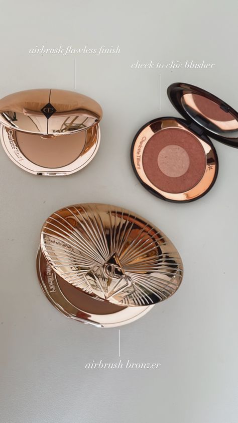 Charlotte Tilbury makeup Bronzer Aesthetic, Charlotte Tilbury Powder, Charlotte Tilbury Airbrush Bronzer, Cheek To Chic Blush, Bronze Makeup Look, Dream Makeup, Charlotte Tilbury Makeup, Bronze Makeup, Makeup Tips For Beginners