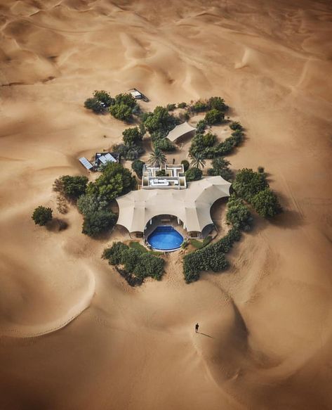 Oasis in Al Maha desert - 9GAG Desert Resort, Fun Deserts, Dubai Desert, Desert Life, Visit Dubai, Desert Oasis, Drone Photos, المملكة العربية السعودية, Bible Prophecy